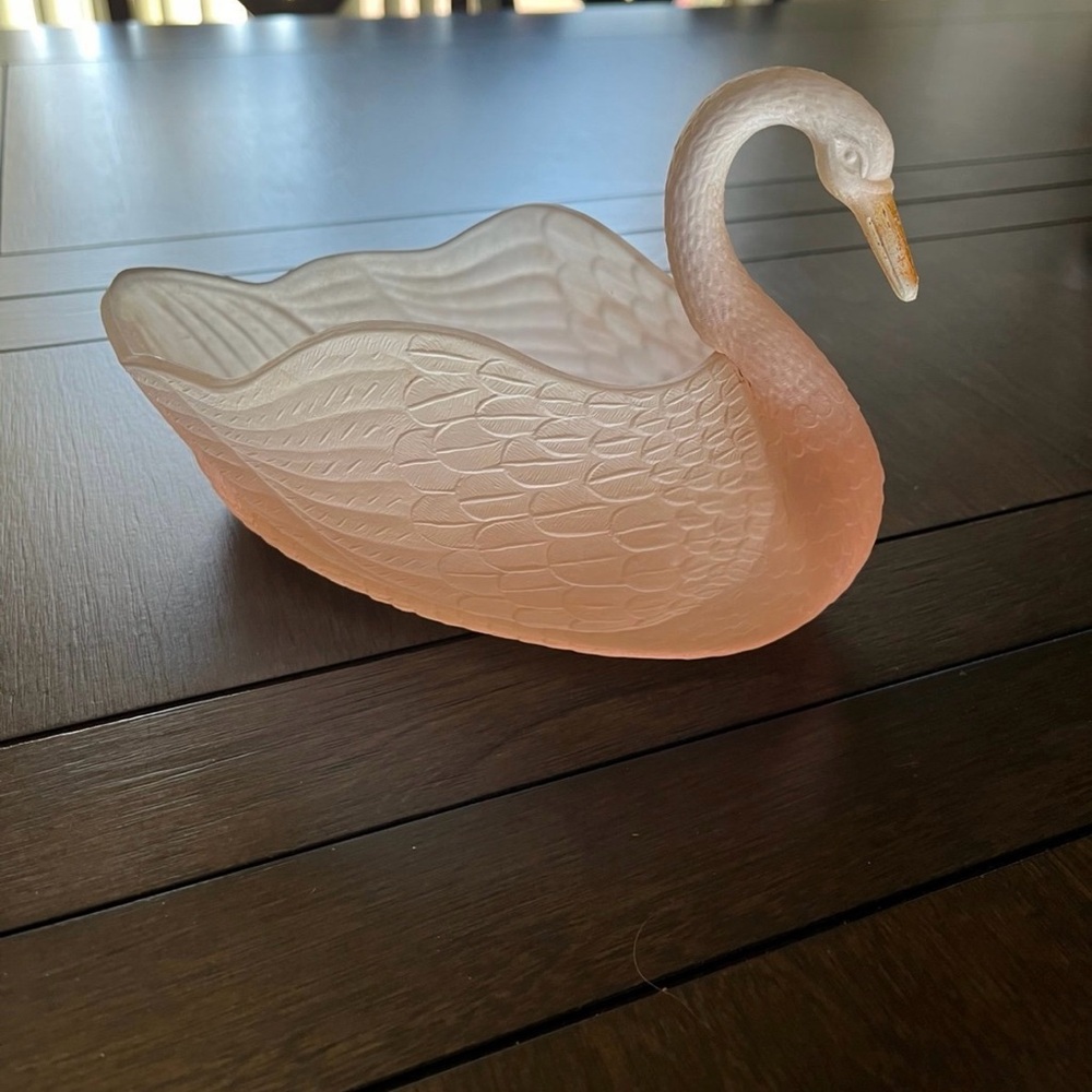 Vintage Pink Frosted Glass Swan Trinket Catchall Dish Plant Jewelry Holder Decor - Picture 3 of 5
